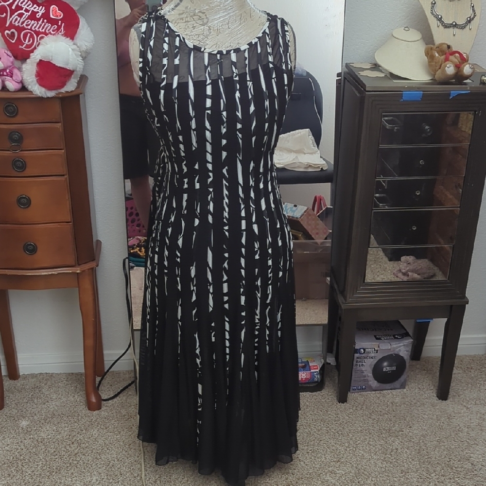 Xscape Black and White Maxi Dress